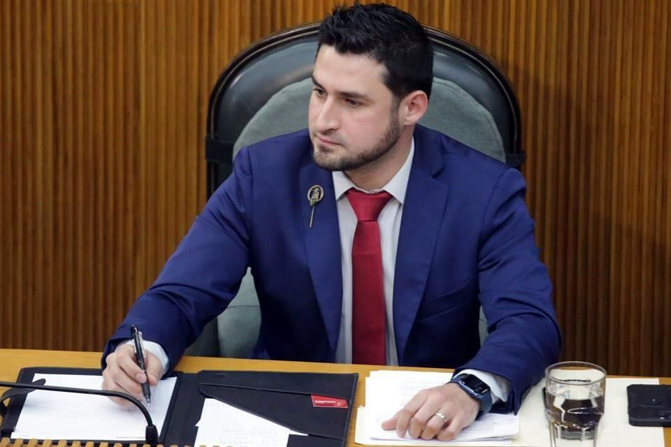 Image › Regiadísticas Denuncian a Glen Zambrano Por Corrupción Y Desvío De Fondos.
