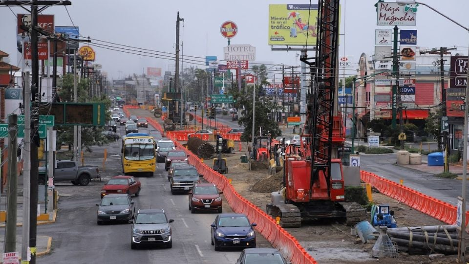 Image › Regiadísticas Gobierno Estatal Colapsa Miguel Alemán Al Cerrar Carriles Y Lateral Sin Avisar, Dejando a Vecinos Y Automovilistas Atrapados Por Obras Mal Planeadas.