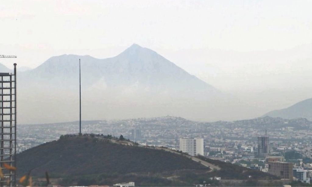 El Aire Sucio En Nuevo León Dejó Más De 3 Mil Muertes En 2023, Reflejando La Gravedad De Las Muertes Por Contaminación Y La Creciente Contaminación.