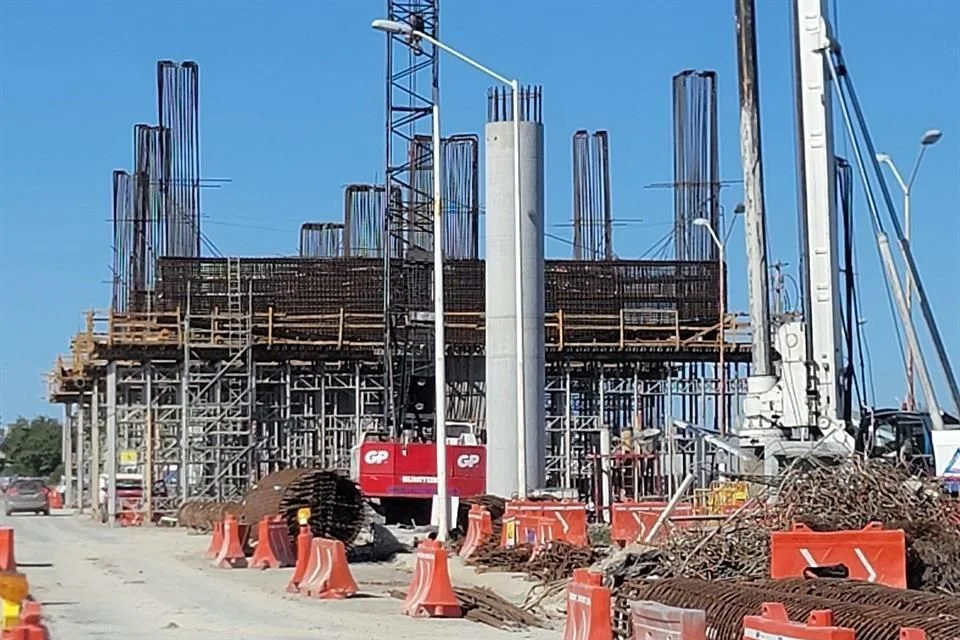 Image › Regiadísticas Las Obras Del Metro Avanzan Lento En Nuevo León. Frentes Vacíos, Retrasos En La Línea 4 Y Línea 6, Y Presión Rumbo Al Mundial 2026.