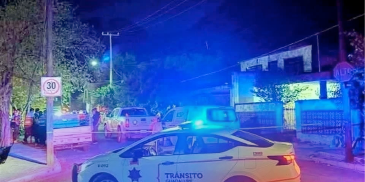 Familia Atropellada › Regiadísticas Atropella-a-familia-en-guadalupe-colonia-tierra-propia-exceso-de-velocidad-lesionados-graves › Regiadísticas