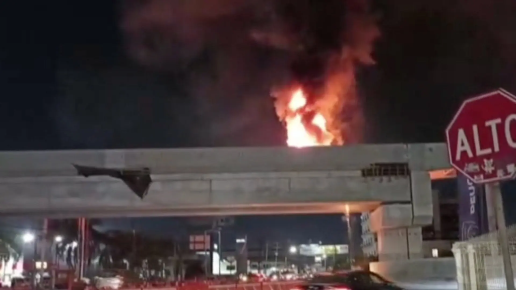 Los Constantes Accidentes En El Metro Revelan La Negligencia De Samuel. El Deslave En Línea 4 Y El Incendio En Línea 6 Ponen En Riesgo Mortal a Nuevo León.